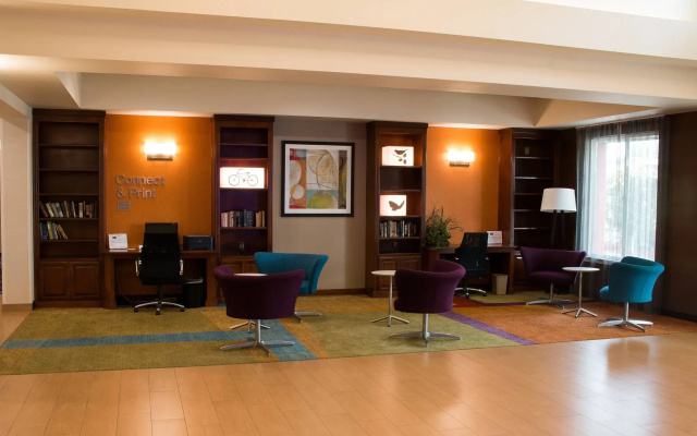 photo 2 of Fairfield Inn & Suites by Marriott Oakland Hayward