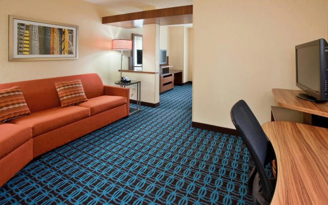 photo 5 of Fairfield Inn & Suites by Marriott San Antonio Market Square