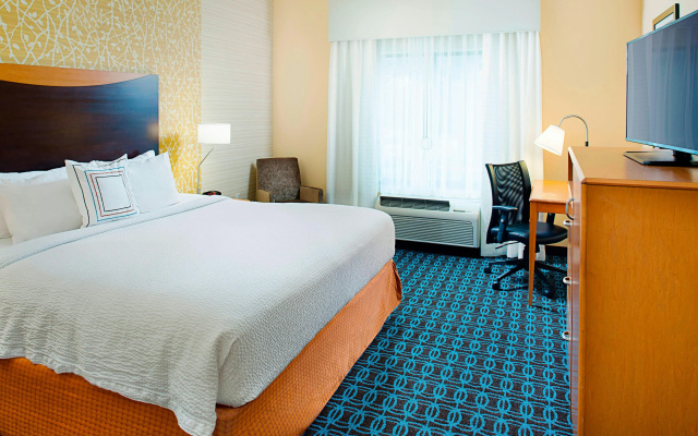 photo 3 of Fairfield Inn & Suites by Marriott San Antonio Seaworld