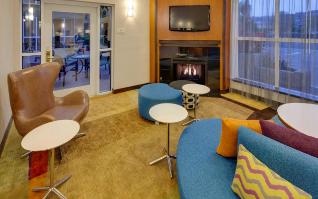 photo 4 of Fairfield Inn & Suites by Marriott San Francisco Airport