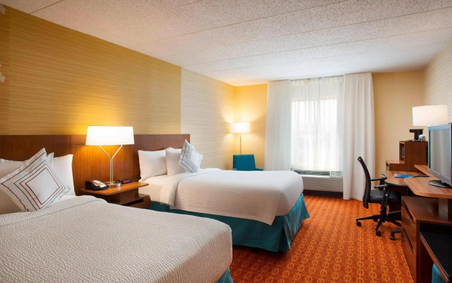 photo 5 of Fairfield Inn and Suites by Marriott Chicago Midway Airport