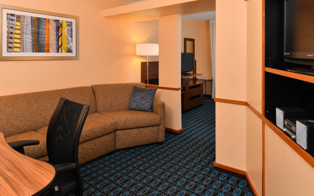 photo 2 of Fairfield Inn & Suites by Marriott Cleveland Avon