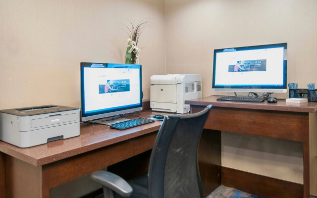 photo 4 of Fairfield Inn & Suites Dallas DFW Airport South/Irving