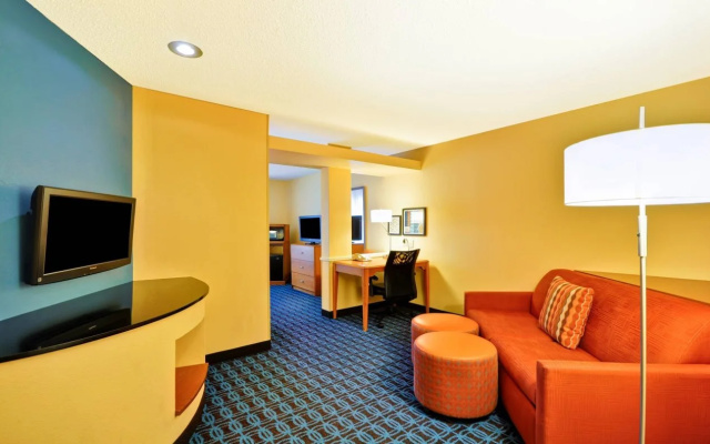photo 2 of Fairfield Inn & Suites Dallas Medical/Market Center