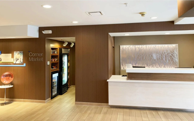 photo 2 of Fairfield Inn and Suites by Marriott Denver Aurora/ Medical Center