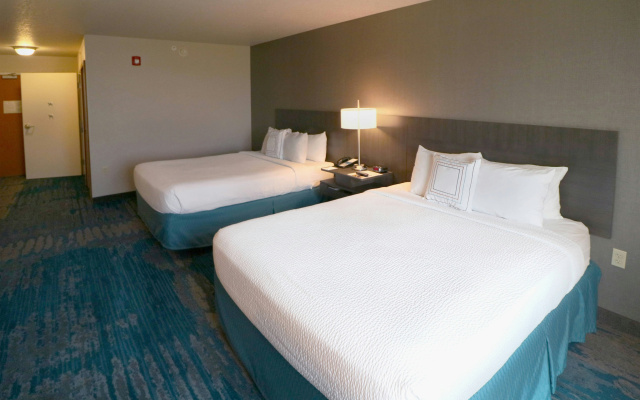 photo 3 of Fairfield Inn & Suites by Marriott Des Moines Airport