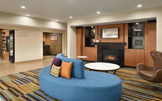 photo 2 of Fairfield Inn & Suites Hartford Manchester