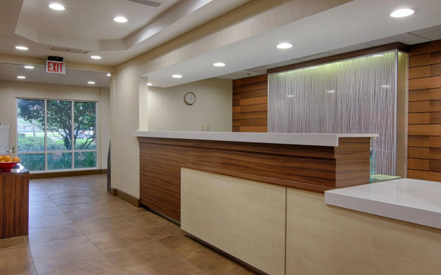 photo 2 of Fairfield Inn & Suites Jacksonville Airport
