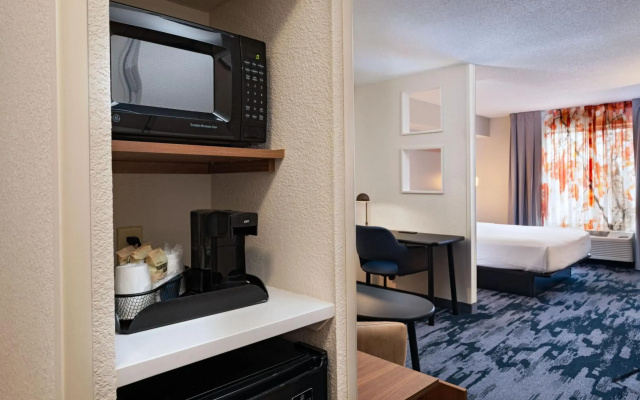 photo 3 of Fairfield Inn By Marriott Kansas City Airport