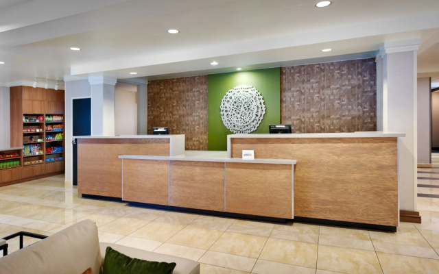 photo 2 of Fairfield Inn & Suites by Marriott Albany