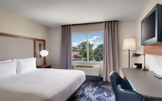 photo 3 of Fairfield Inn & Suites by Marriott Albany