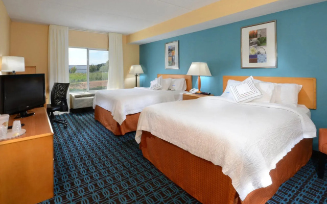photo 4 of Fairfield Inn & Suites by Marriott Roanoke Hollins/I-81