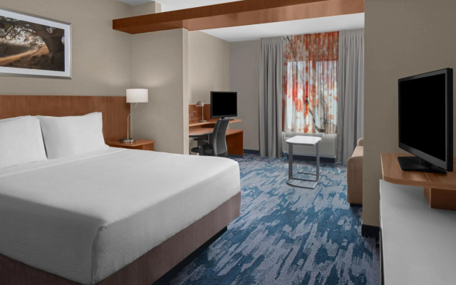 photo 3 of Fairfield Inn & Suites Tustin Orange County