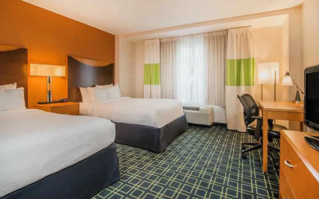 photo 3 of Fairfield Inn & Suites Indianapolis Downtown