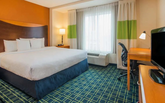 photo 4 of Fairfield Inn & Suites Indianapolis Downtown