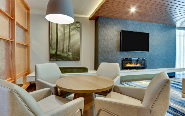 photo 3 of Fairfield Inn & Suites by Marriott Dallas Love Field