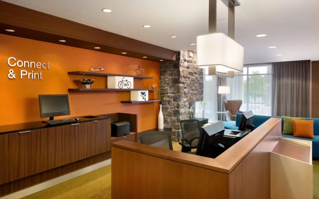 photo 2 of Fairfield By Marriott Inn & Suites Lancaster East At The Outlets
