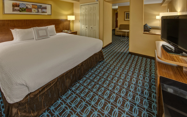 photo 3 of Fairfield Inn & Suites by Marriott Near Universal Orlando