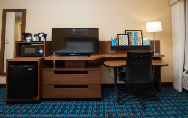 photo 3 of Comfort Inn - Dedham-Boston MetroWest