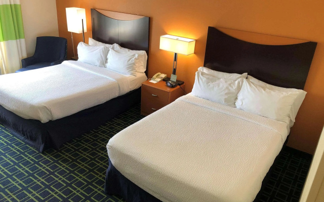 photo 3 of Country Inn & Suites by Radisson, Fayetteville I-95, NC