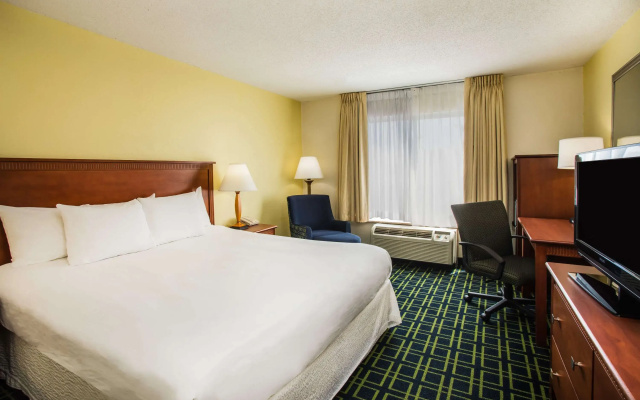 photo 4 of Days Inn by Wyndham Florence Near Civic Center