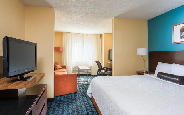 photo 3 of Fairfield Inn & Suites by Marriott® Grand Rapids Airport