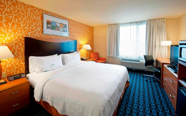 photo 4 of Fairfield Inn by Marriott JFK Airport