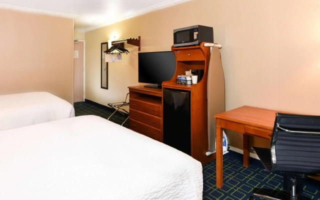 photo 5 of SureStay Hotel by Best Western Ontario Airport