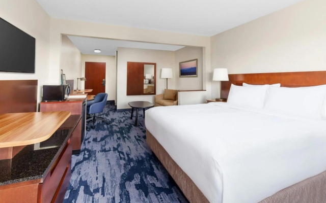 photo 3 of Fairfield Inn by Marriott Philadelphia Airport
