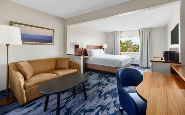 photo 5 of Fairfield Inn by Marriott Philadelphia Airport