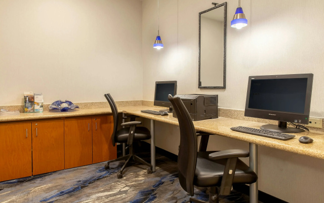 photo 4 of Fairfield Inn & Suites by Marriott Minneapolis Eden Prairie