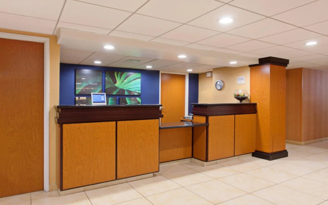 photo 2 of Fairfield Inn by Marriott Mission Viejo / Orange County