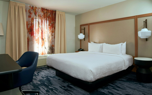 photo 3 of Fairfield Inn and Suites by Marriott San Bernardino