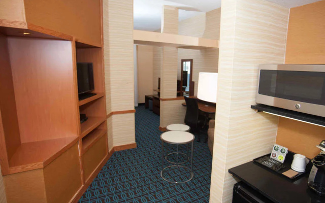 photo 4 of Fairfield Inn & Suites Akron South