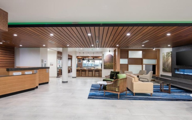 photo 2 of Fairfield Inn & Suites by Marriott Anaheim Los Alamitos