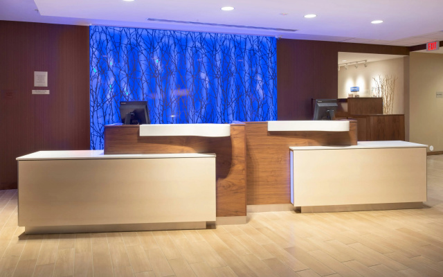 photo 3 of Fairfield Inn & Suites by Marriott Burlington