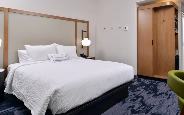 photo 3 of Fairfield Inn & Suites by Marriott Canton