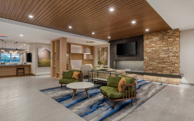 photo 2 of Fairfield Inn & Suites by Marriott Charlotte Belmont