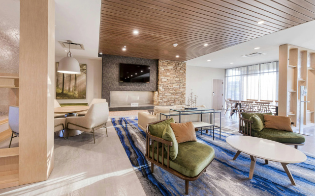photo 4 of Fairfield Inn & Suites by Marriott Charlotte Belmont