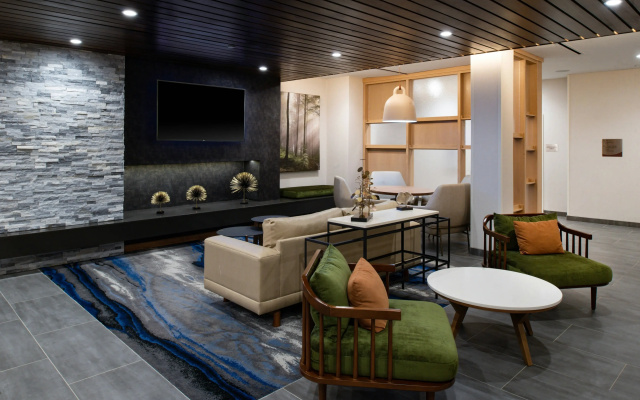 photo 3 of Fairfield Inn & Suites by Marriott Charlotte University Research Park