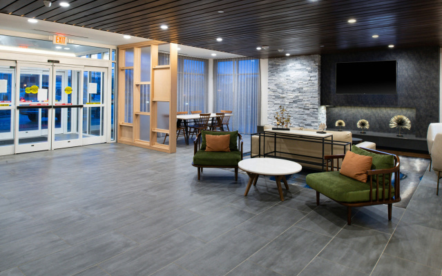 photo 5 of Fairfield Inn & Suites by Marriott Charlotte University Research Park