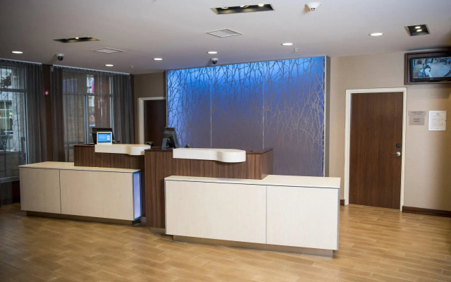 photo 2 of Fairfield Inn & Suites Cincinnati Uptown/University Area