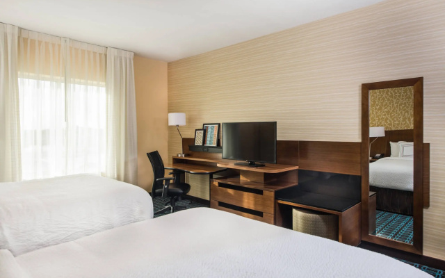 photo 3 of Fairfield Inn & Suites by Marriott Dayton
