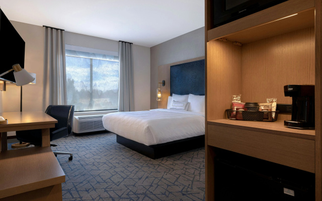 photo 5 of Fairfield Inn & Suites by Marriott Denver Airport at Gateway Park