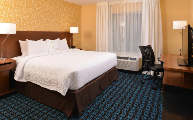 photo 3 of Fairfield Inn & Suites Fremont