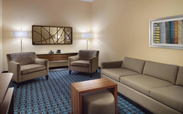 photo 5 of Fairfield Inn & Suites by Marriott Hendersonville Flat Rock