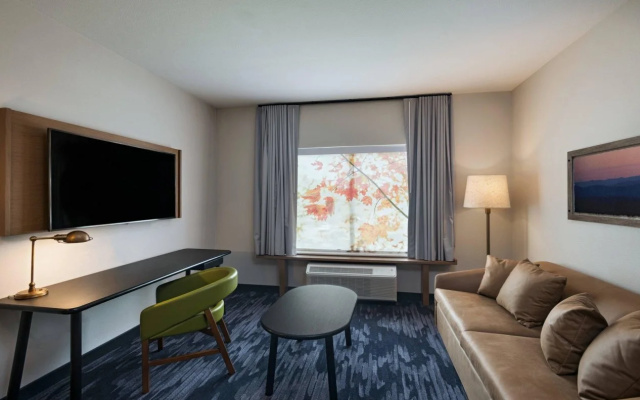 photo 5 of Fairfield Inn & Suites by Marriott Houston Missouri City