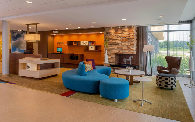 photo 2 of Fairfield Inn & Suites by Marriott Huntington