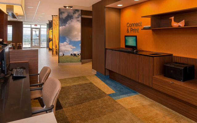 photo 4 of Fairfield Inn & Suites by Marriott Huntington