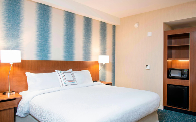 photo 4 of Fairfield Inn & Suites by Marriott Indianapolis Carmel